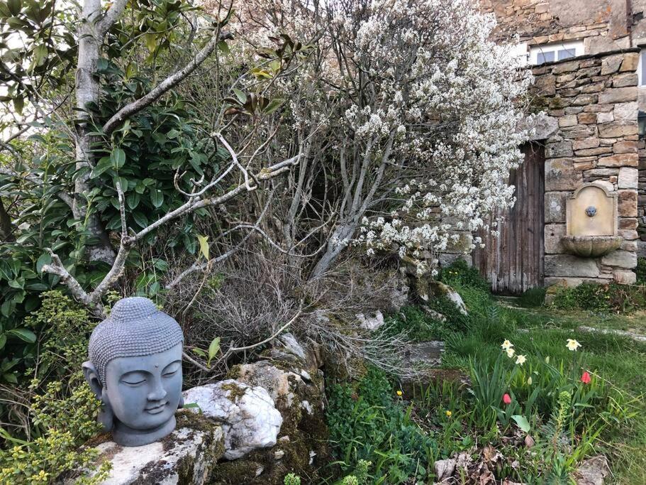 Maisonnette De Charme Les Jardins De Lou Boussac  Екстер'єр фото
